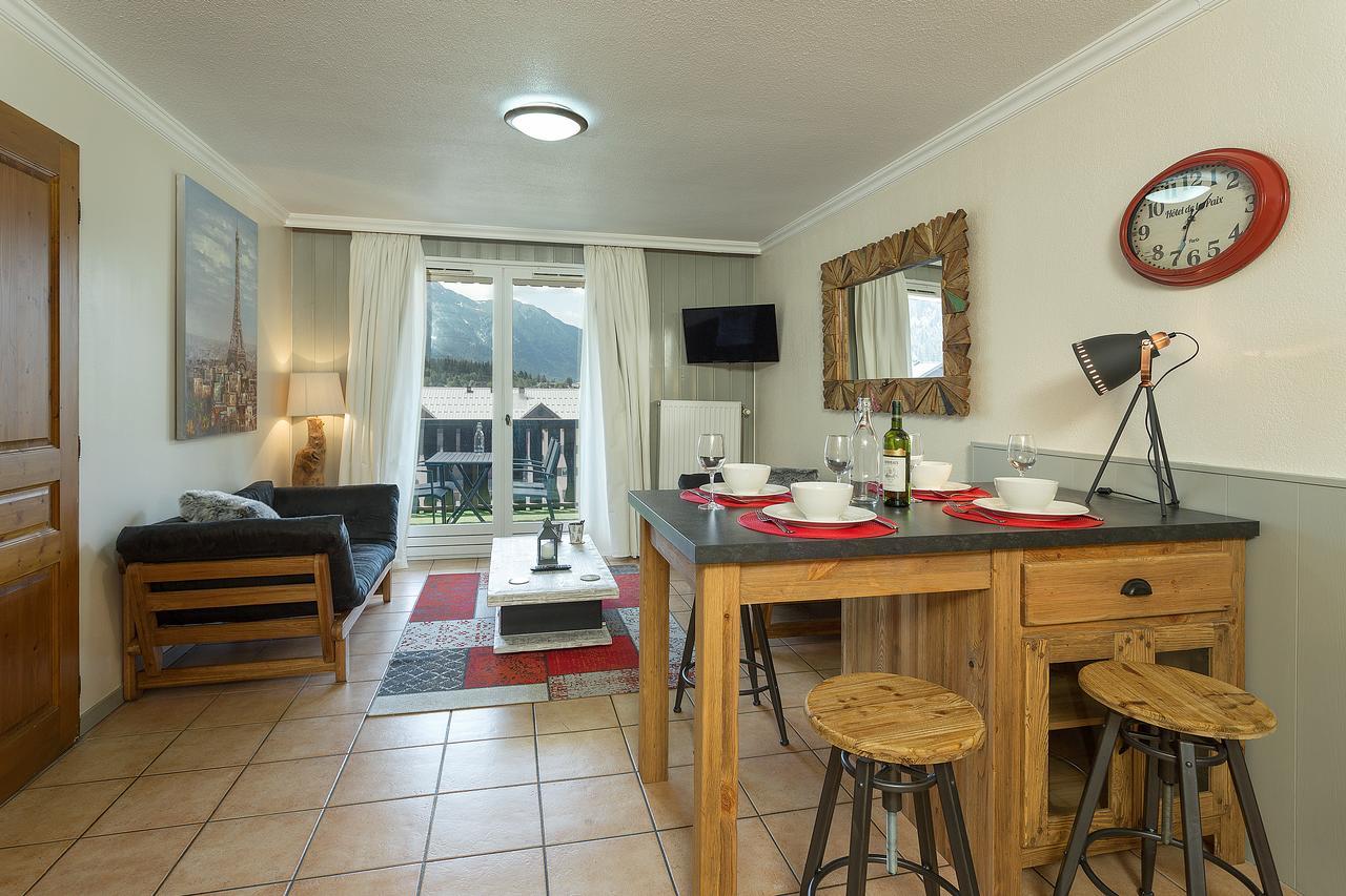Apartment Aiglons - Central Chamonix Mountain Haven Eksteriør billede